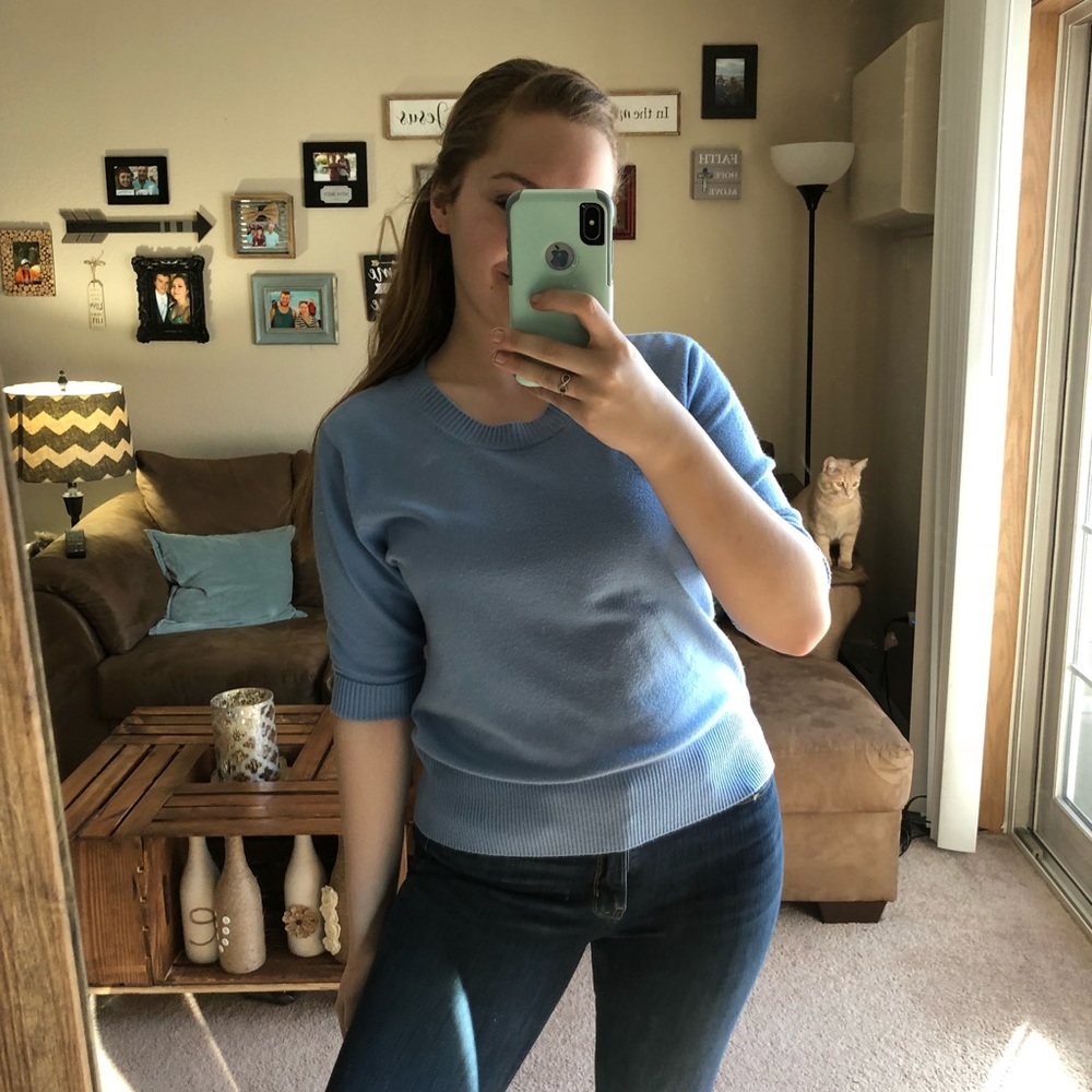 Apostrophe sweater